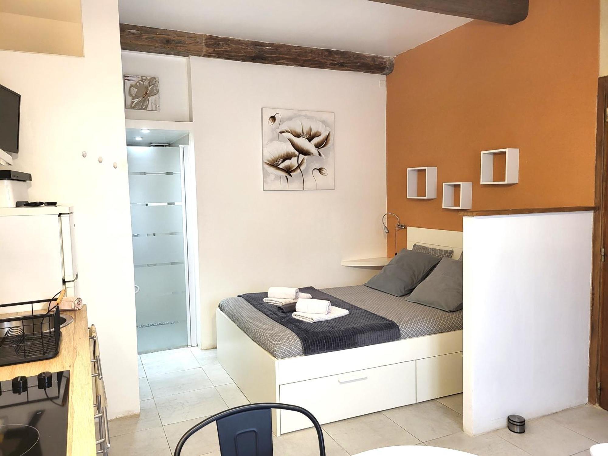 Ravissant Studio Uzes Ngoại thất bức ảnh